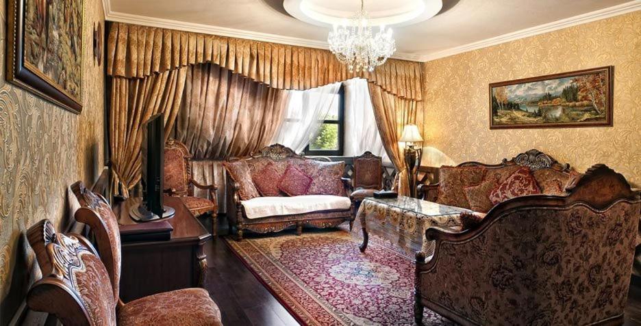 Merey Hotel Karagandy Eksteriør billede